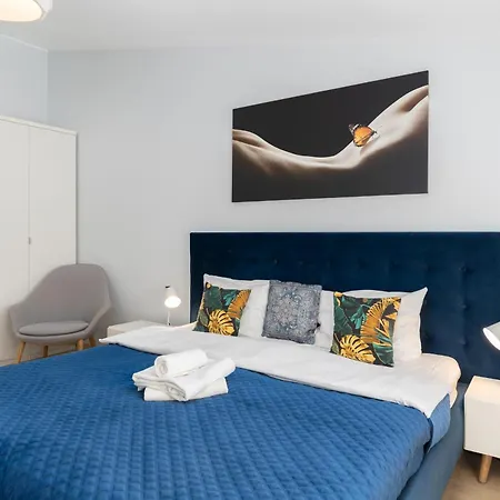 Halicka 5 Superior By Bookinghost Apartman *