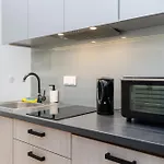 Apartment Halicka 5 Superior By Bookinghost Krakow