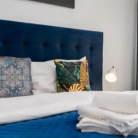 Apartment Halicka 5 Superior By Bookinghost Krakow
